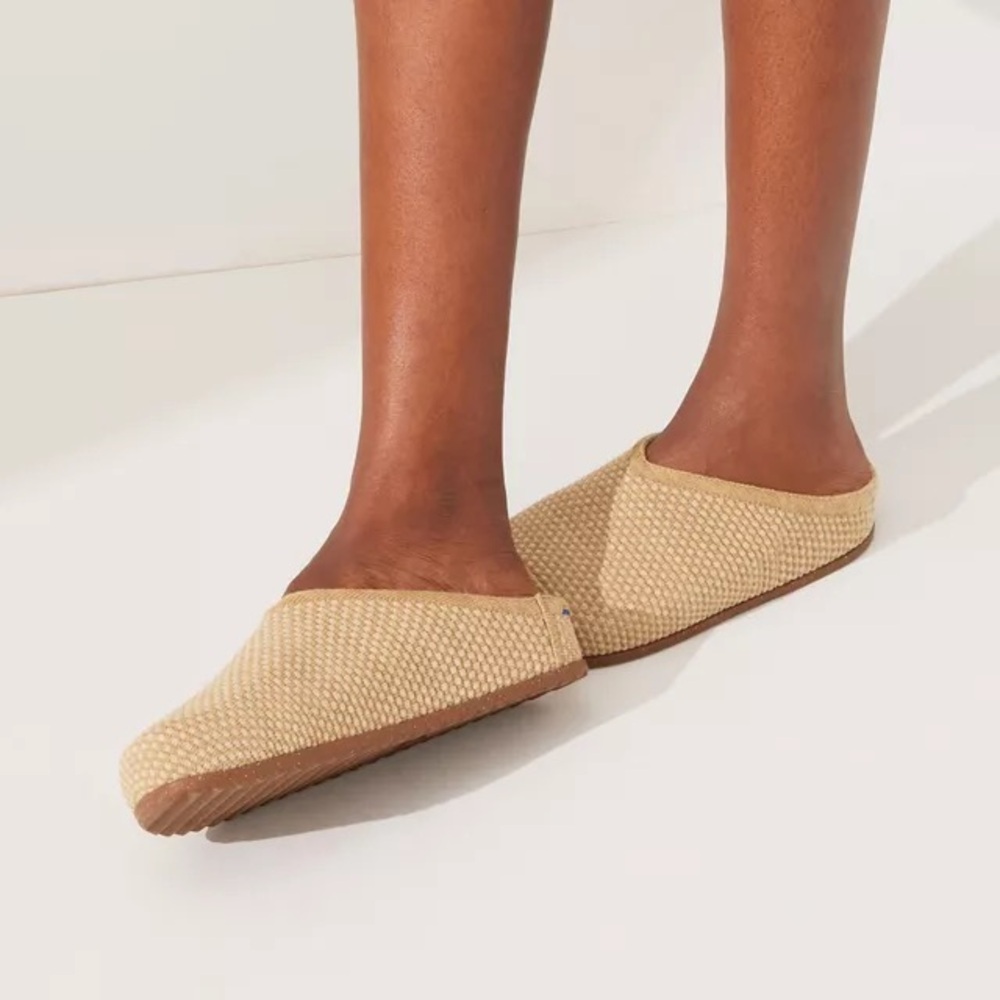 Rothy's The Hemp Casual Clog in Flax, NWT, In-Box, Never-Worn